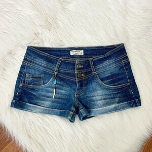 Vintage Y2K micro mini shorts 🩵 by Terranova